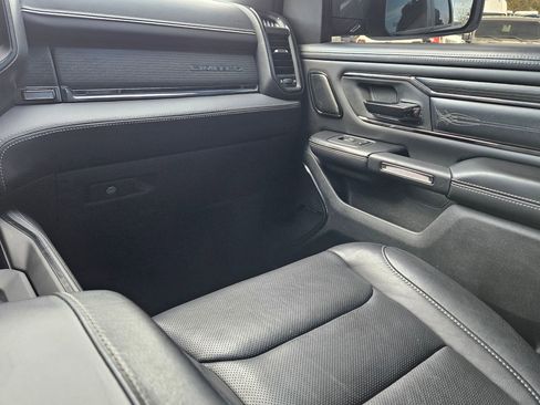 Used 2022 RAM 1500 Limited image 11