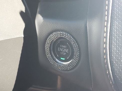 Used 2023 GMC Yukon AT4 image 34