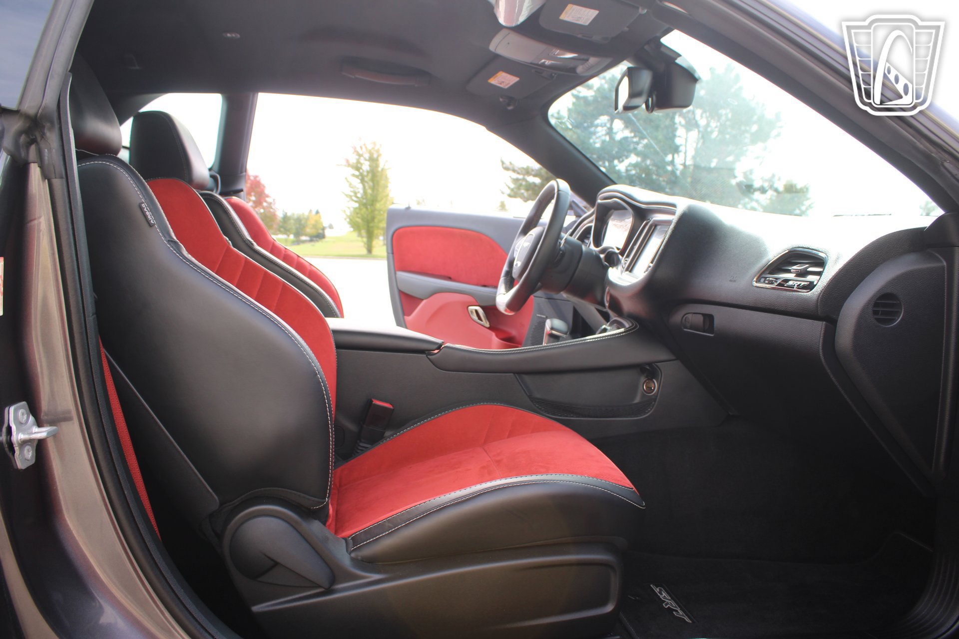 Used 2015 Dodge Challenger SRT Hellcat RWD image 11