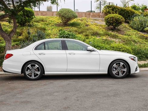 Used 2019 Mercedes-Benz E 300 image 6