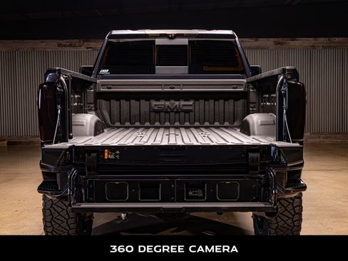 Used 2025 GMC Sierra 2500 Denali Ultimate image 9