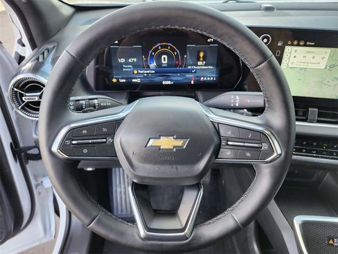 Used 2026 Chevrolet Equinox LT w/ Convenience Package II image 25