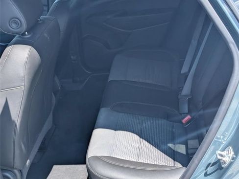 Used 2025 Chevrolet Trax LT FWD image 15
