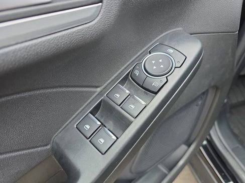Certified 2024 Ford Escape Platinum AWD/4WD image 12