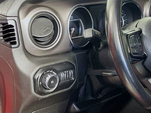 Used 2020 Jeep Wrangler Sport AWD/4WD image 10