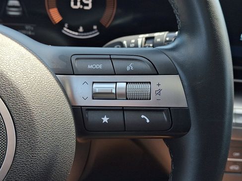 Certified 2024 Hyundai Kona SEL AWD/4WD image 20