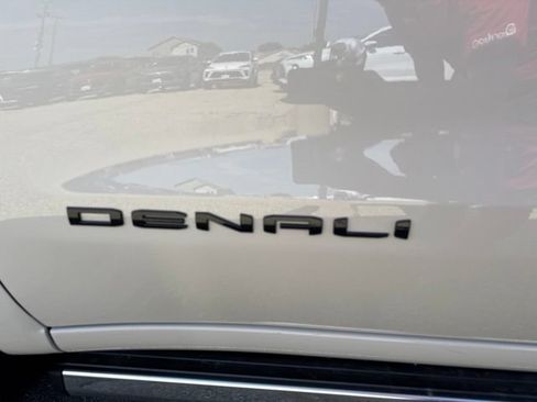 New 2026 GMC Sierra 1500 Denali w/ Denali Reserve Package AWD/4WD image 12
