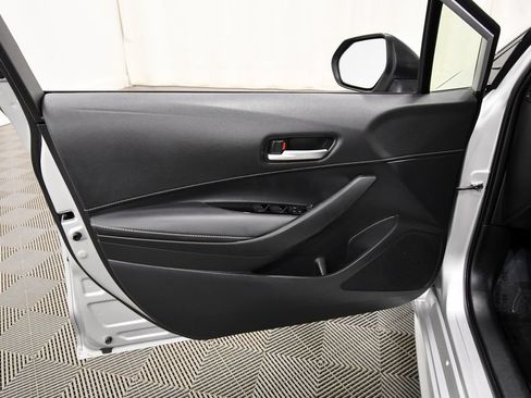 Used 2024 Toyota Corolla SE FWD image 13