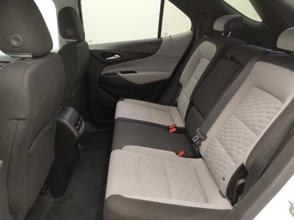 Used 2019 Chevrolet Equinox LT FWD image 18