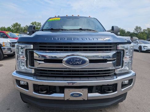 Used 2019 Ford F250 XLT w/ XLT Premium Package AWD/4WD image 5