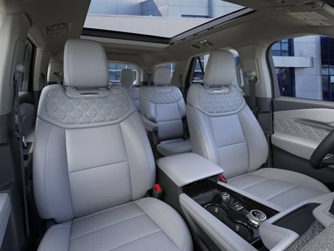 New 2026 Ford Explorer Platinum w/ LUX Leather Package AWD/4WD image 10