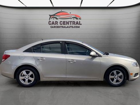 Used 2013 Chevrolet Cruze LT image 6