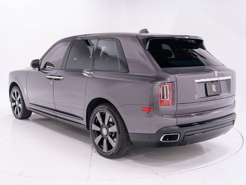 Certified 2024 Rolls-Royce Cullinan w/ Cullinan Package AWD/4WD image 3