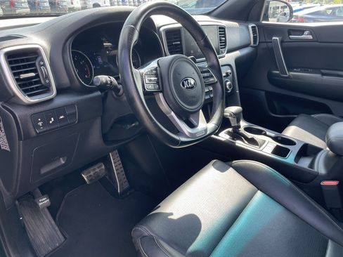 Certified 2022 Kia Sportage Nightfall Edition image 9