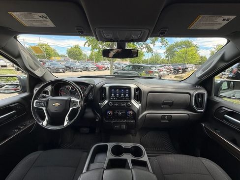 Used 2021 Chevrolet Silverado 1500 LT AWD/4WD image 30