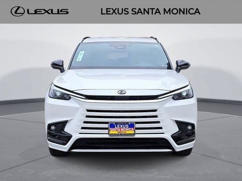 Used 2026 Lexus TX 500h AWD w/ Technology Package image 2