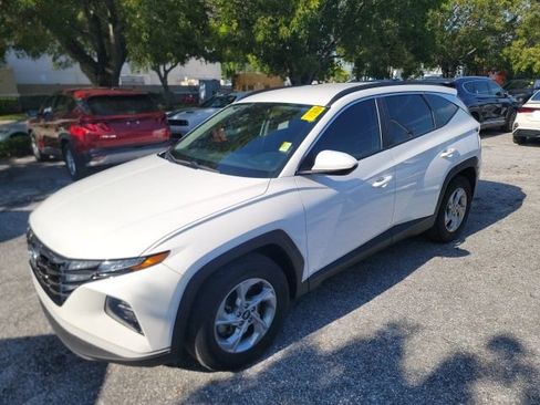 Certified 2024 Hyundai Tucson SEL FWD image 2