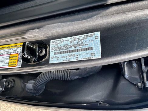 Used 2023 Ford F150 XLT image 6