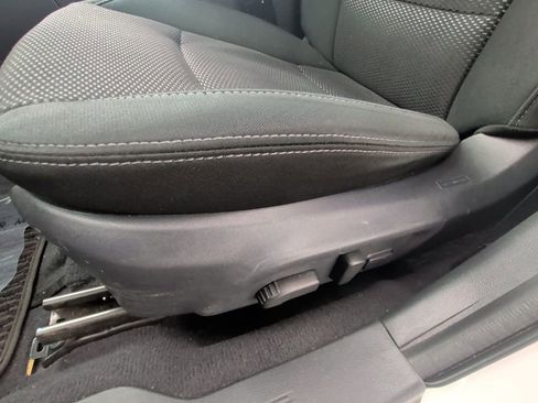 Used 2016 Subaru Outback 2.5i Premium image 13