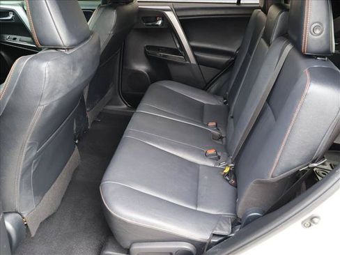 Used 2018 Toyota RAV4 SE w/ Power Extra Value Package AWD/4WD image 25