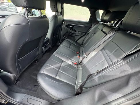 Used 2020 Land Rover Range Rover Evoque S image 16