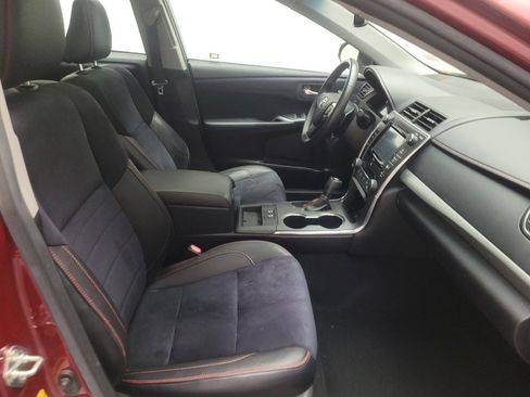 Used 2016 Toyota Camry XSE w/ Moonroof Package FWD image 21