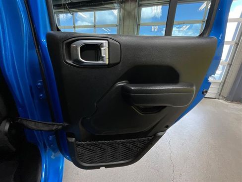 Used 2022 Jeep Wrangler Unlimited Sport AWD/4WD image 23
