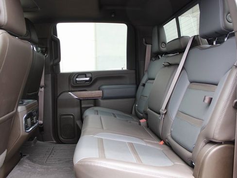 Used 2023 GMC Sierra 3500 Denali AWD/4WD image 13