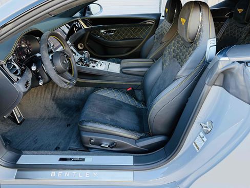 Used 2022 Bentley Continental GT Speed image 8
