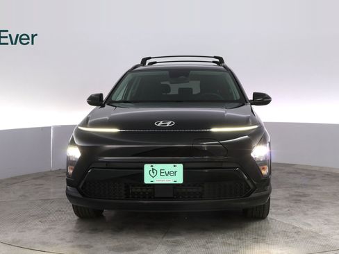 Used 2024 Hyundai Kona SEL FWD image 12