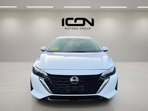 Used 2024 Nissan Sentra S w/ Trunk Package FWD image 8