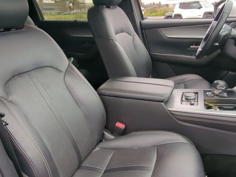 Used 2024 MAZDA CX-90 3.3 Turbo w/ Preferred Plus image 8