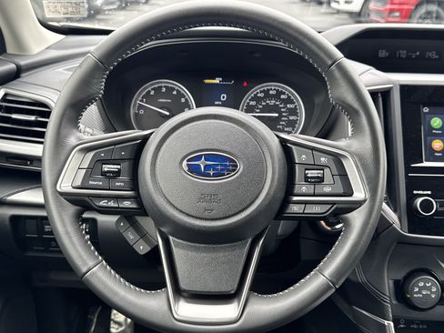 Used 2024 Subaru Forester Premium AWD/4WD image 3