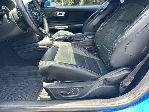 Used 2019 Ford Mustang GT Premium w/ GT Performance Package RWD image 14
