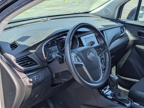 Certified 2022 Buick Encore Preferred AWD/4WD image 14