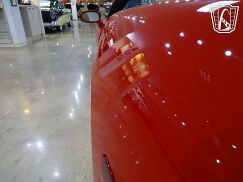 Used 2006 Chevrolet Corvette Convertible w/ Preferred Equipment Group image 38