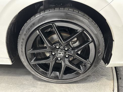 Certified 2023 Honda Civic Sport image 9