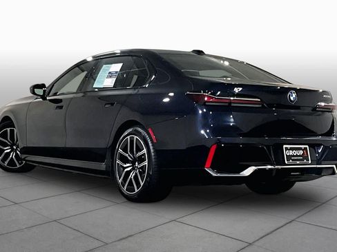 Certified 2023 BMW i7 xDrive60 AWD/4WD image 11