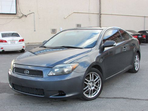 Used 2006 Scion tC image 1