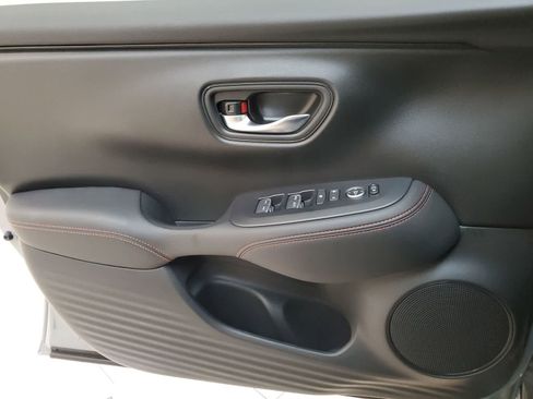 Certified 2025 Honda HR-V Sport image 15