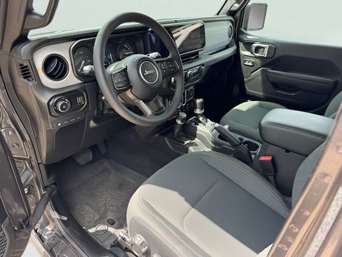 Used 2025 Jeep Wrangler Unlimited Sport S 4xe AWD/4WD image 10