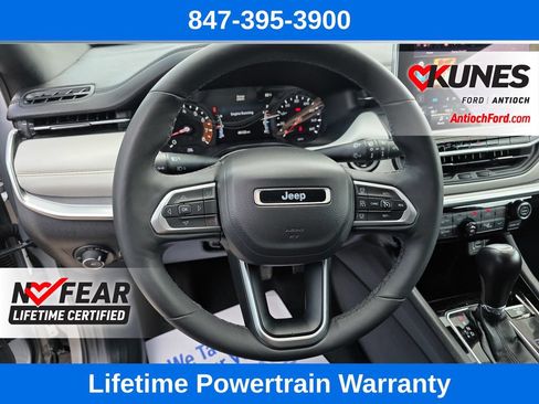 Used 2025 Jeep Compass Limited AWD/4WD image 23