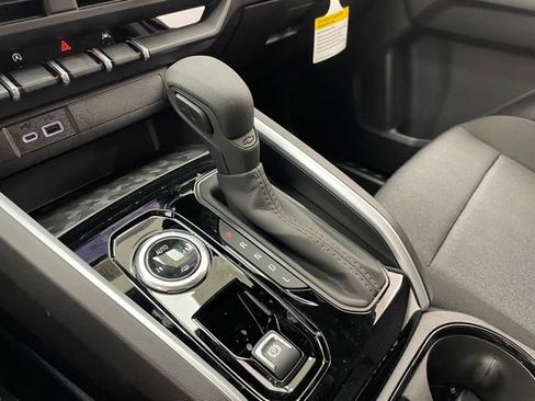 New 2026 Chevrolet Colorado W/T AWD/4WD image 8