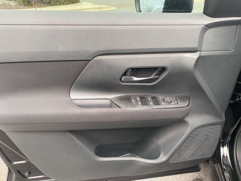 New 2026 Nissan Kicks S image 10