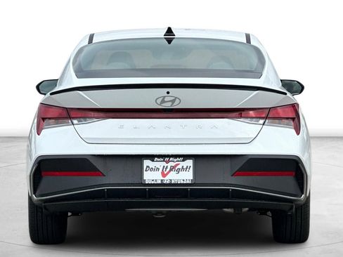 Certified 2026 Hyundai Elantra Sport FWD image 6