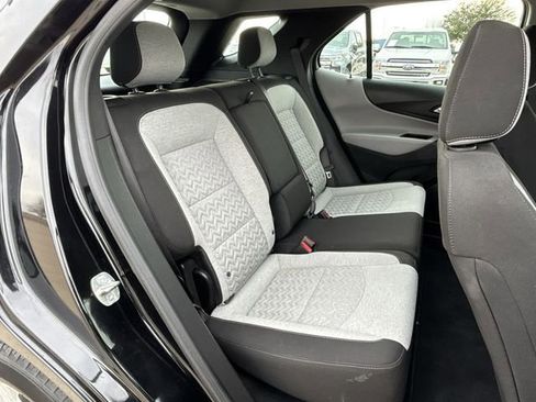 Used 2023 Chevrolet Equinox LS image 30