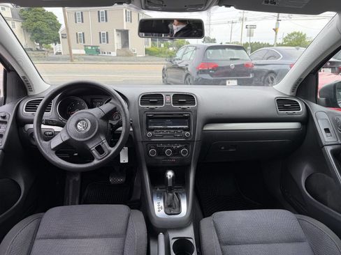 Used 2014 Volkswagen Golf 4-Door FWD image 21