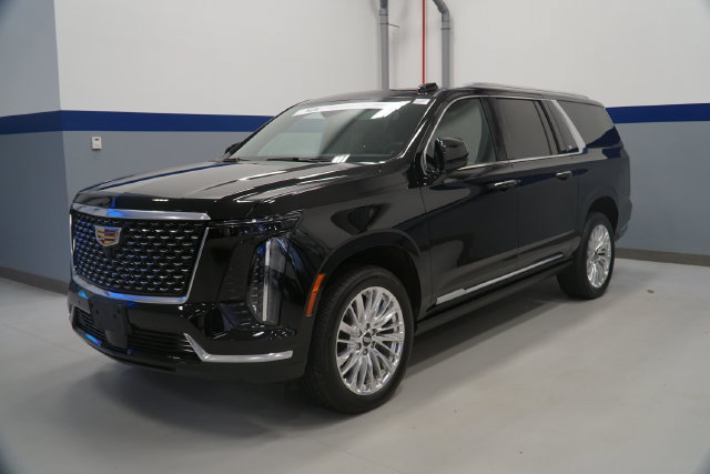 Used 2026 Cadillac Escalade ESV Luxury w/ LPO, Floor Liner Package AWD/4WD image 1