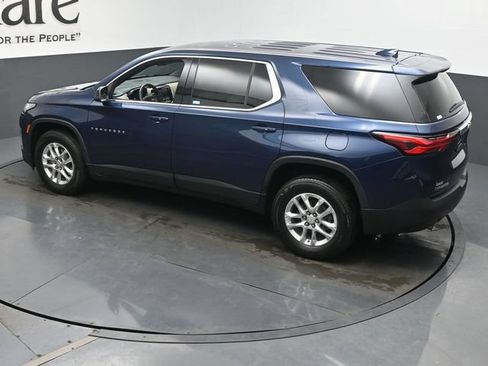 Used 2022 Chevrolet Traverse LS FWD image 44