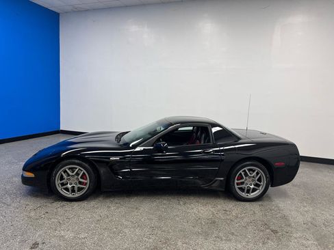 Used 2004 Chevrolet Corvette Z06 w/ Memory Package image 5